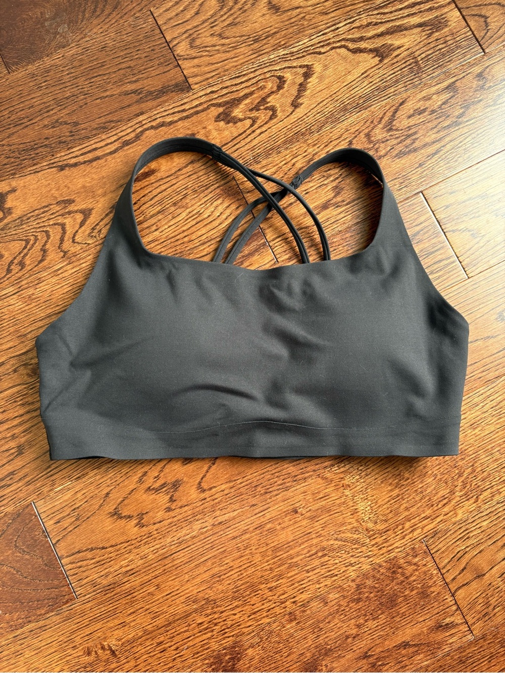 Lululemon Everlux Strappy-Back
Sports Bra *Medium Support